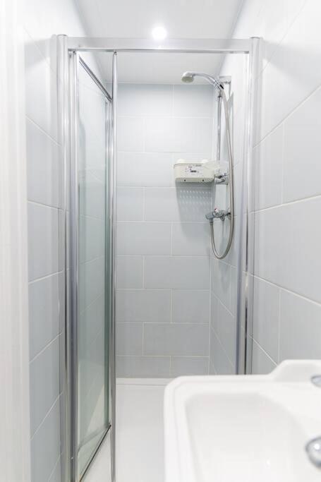 Stylish Studio In Moseley Village Μπέρμιγχαμ Εξωτερικό φωτογραφία